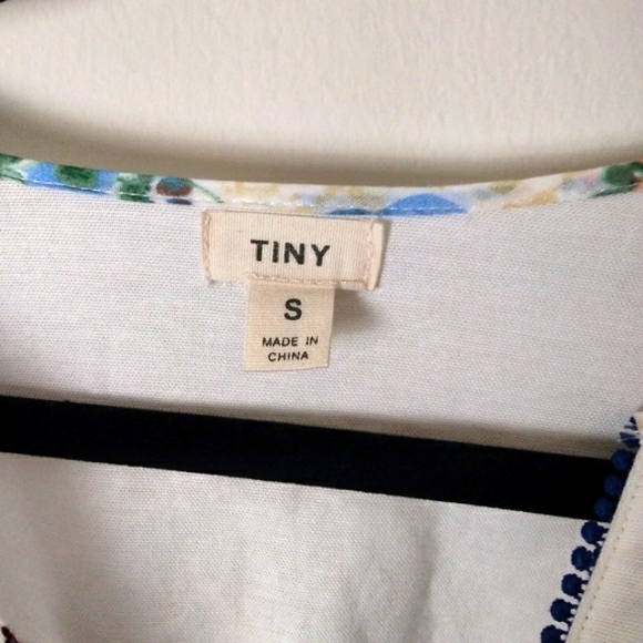 Anthropologie • TINY Agatha Embroidered Blouse - Picture 3 of 8